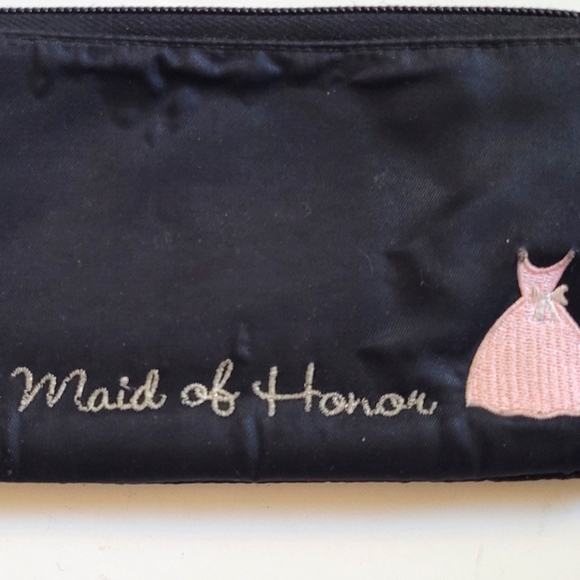 $5 or Free Zipper pouch - Picture 2 of 9
